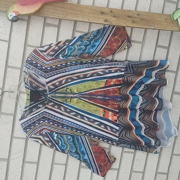 Multi-Color Top - Picture 2 of 10